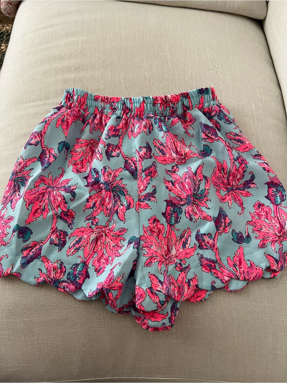 Princess Polly Floral shorts nwt